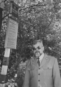 Pan Marek Zientek mszczonowski radny i wieloletni leśniczy